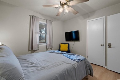 Discover your dream waterfront retreat on Lake Hamilton! This - photo 22