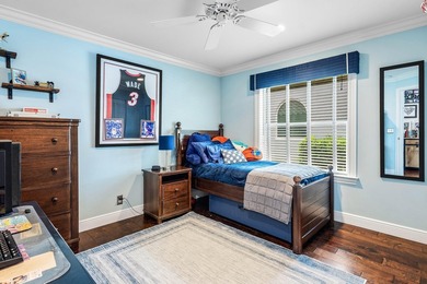 Welcome home to this impeccably maintained 4 bedroom single - photo 27