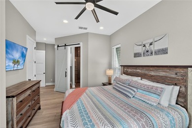 A DREAM *WORKHORSE* ASSET, 215 Laughter Lane is THE most - photo 32