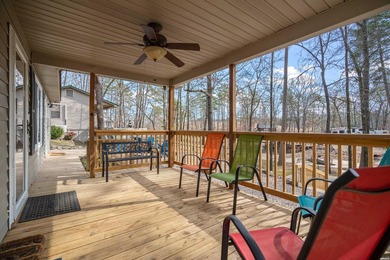 Discover your dream waterfront retreat on Lake Hamilton! This - photo 34