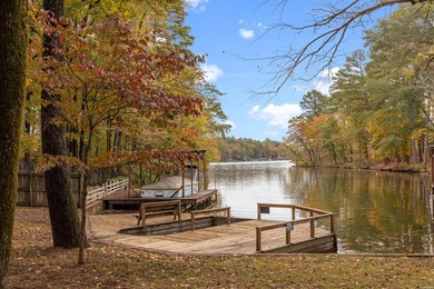 Discover your dream waterfront retreat on Lake Hamilton! This - photo 36