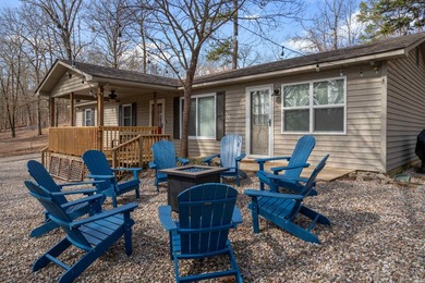 Discover your dream waterfront retreat on Lake Hamilton! This - photo 37