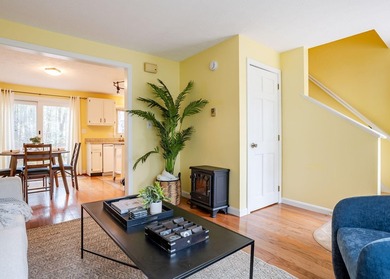 This well-maintained 2-bedroom, 1.5-bath condo with a garage - photo 8