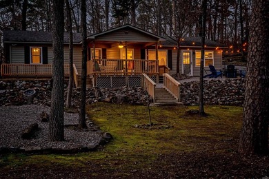 Discover your dream waterfront retreat on Lake Hamilton! This - photo 48