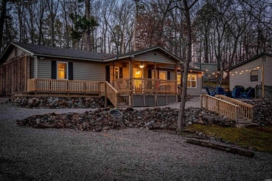 Discover your dream waterfront retreat on Lake Hamilton! This - photo 50