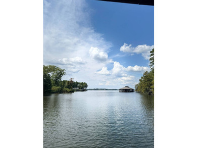 Stunning Waterfront Retreat on Toledo Bend Lake Welcome to your - photo 7