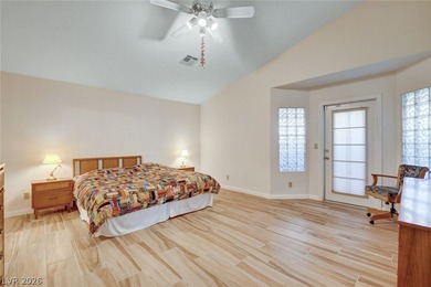 Stunning Custom Single-Story on Nearly 1/2 an Acre with No HOA! - photo 9