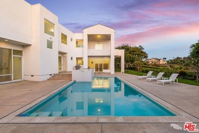 Nestled within the prestigious gated Cavalleri Estates enclave - photo 3
