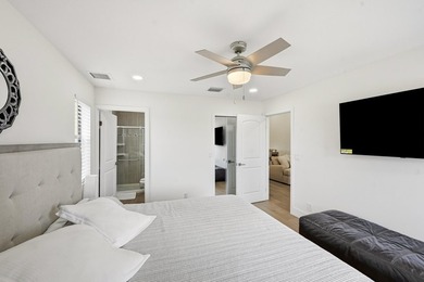 Welcome to this stunning, bright and spacious 2-bedroom - photo 13