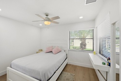 Welcome to this stunning, bright and spacious 2-bedroom - photo 15