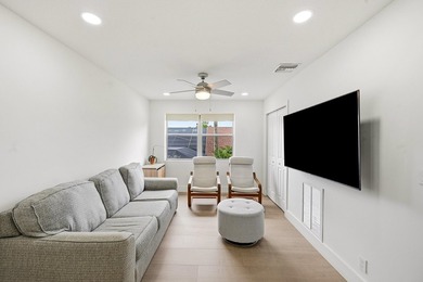 Welcome to this stunning, bright and spacious 2-bedroom - photo 18