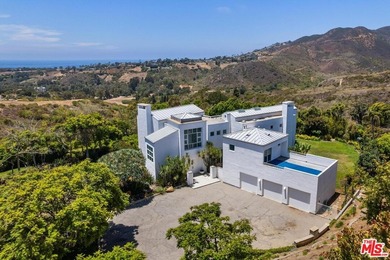 Nestled within the prestigious gated Cavalleri Estates enclave - photo 10
