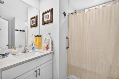 Welcome to comfort, style, and an energy efficient home! This - photo 21