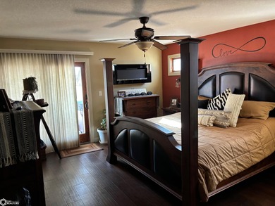 Experience stunning lake views from this beautiful 4-bedroom - photo 22