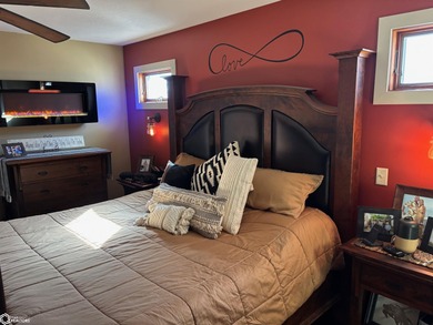 Experience stunning lake views from this beautiful 4-bedroom - photo 23
