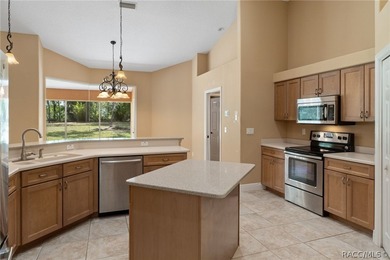 Welcome home to this beautifully maintained 2,299 sq. ft - photo 14