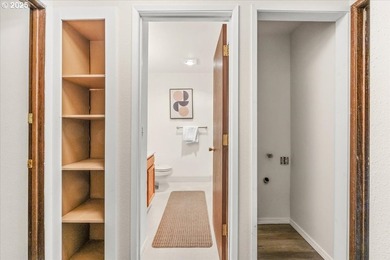 Seller to pay HOA's through July 2026! Lovingly updated condo - photo 21