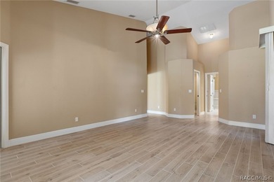 Welcome home to this beautifully maintained 2,299 sq. ft - photo 22