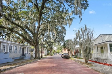 Located on a quiet cobblestone street just minutes from Starland - photo 3