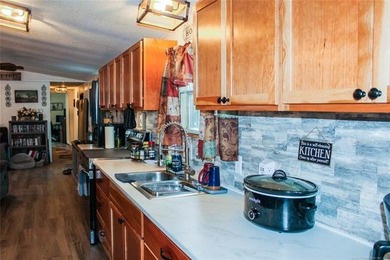 Welcome to Enchanted Oaks, this is truly an enchanted retreat on - photo 16