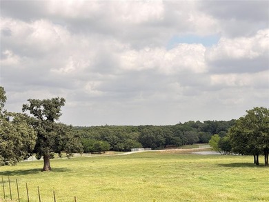 Welcome to an exceptional horse and cattle property in the heart - photo 34