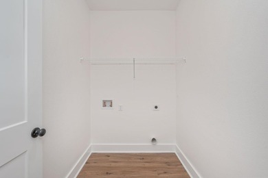 Welcome home to this beautiful new construction 4-bedroom - photo 38