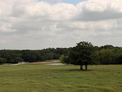 Welcome to an exceptional horse and cattle property in the heart - photo 39