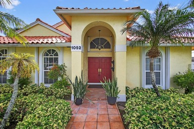 Welcome to this beautifully maintained three-bedroom, two-bath - photo 1