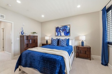Contemporary Townhome Style Condo in highly sought-after - photo 24