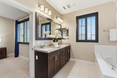 Contemporary Townhome Style Condo in highly sought-after - photo 25