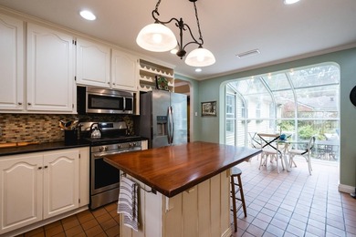 Beautiful setting on half acre landscaped lot. 1 story 3BR/ 2 - photo 26