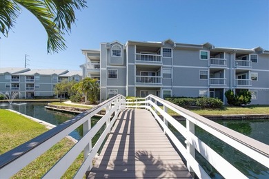 Great 2/2 corner unit condo with vaulted ceilings in a prime - photo 33