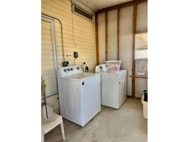Welcome to your Dream Home! **PRICE REDUCTION** Motivated - photo 38