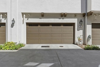 Contemporary Townhome Style Condo in highly sought-after - photo 45