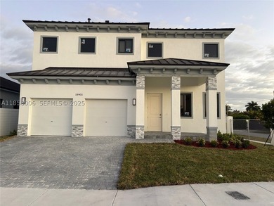 NEW CONSTEUCTION OF 29 SINGLE FAMILY HOUSES, 4 AND 5 BEDROOMS - photo 1