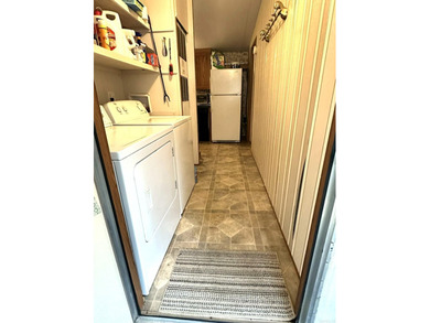 Perfect location for your new residence or rental property! This - photo 13