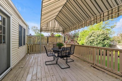 Welcome to 15 Purdue Road in Glen Cove. This charming Cape - photo 18