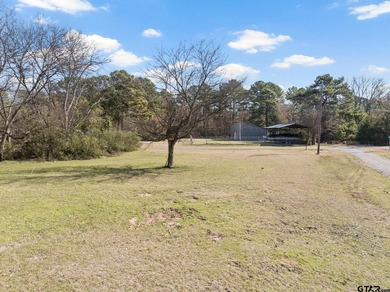 Welcome to your lake home! This new listing offers a delightful - photo 33