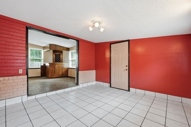 NEW ROOF PRIOR TO CLOSING! Offering 1,896 square feet, two - photo 17