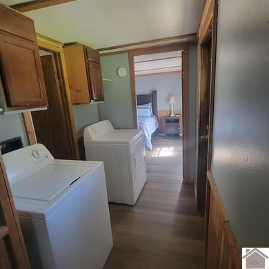 Discover a unique opportunity offering flexibility and space on - photo 18
