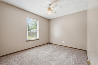 NEW ROOF PRIOR TO CLOSING! Offering 1,896 square feet, two - photo 25