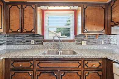 NEW ROOF PRIOR TO CLOSING! Offering 1,896 square feet, two - photo 33