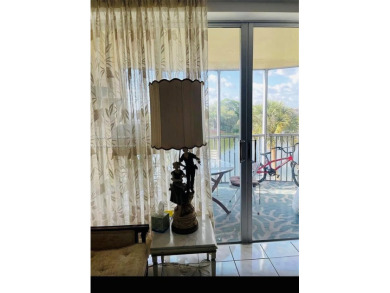 Lake Condo For Sale in Miami, Florida