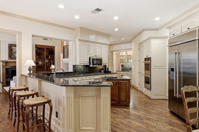 Timeless design and exceptional craftsmanship define this - photo 18