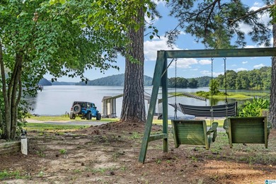 Lay Lake- this one is now up for grabs! Located within walking - photo 1
