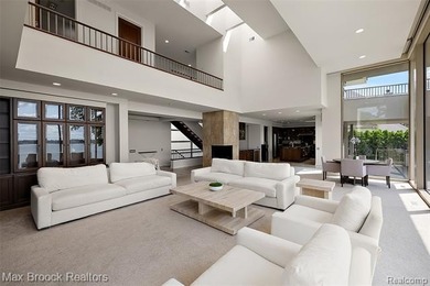 Experience breathtaking panoramic views of Pine Lake and - photo 5