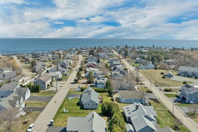 Welcome to your coastal escape in the highly sought-after - photo 4