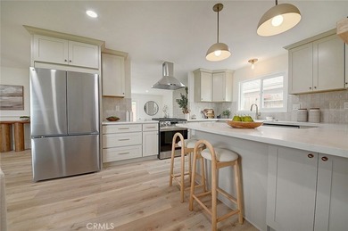Nestled in the heart of the highly sought-after Laurelhurst - photo 19