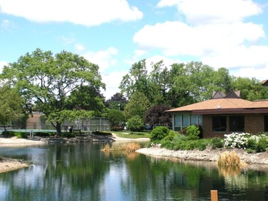 Look! Here's an opportunity to own this Mallard Cove 4th floor - photo 21