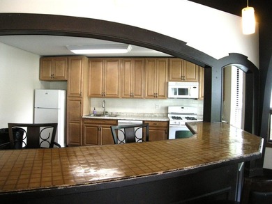 Look! Here's an opportunity to own this Mallard Cove 4th floor - photo 25
